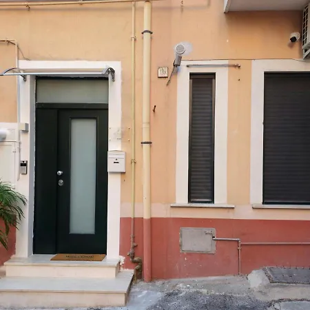 Palmhouse Salerno Con Jacuzzi Apartamento Exterior foto